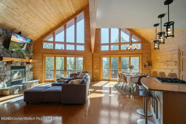 $1,020,000 | 101 Carl Road, Jewett, NY 12444