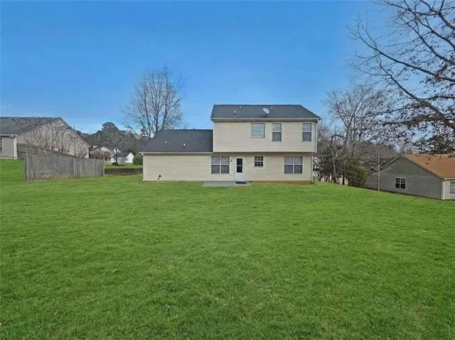 $1,950 | 4445 Brookridge Drive, Loganville, GA 30052