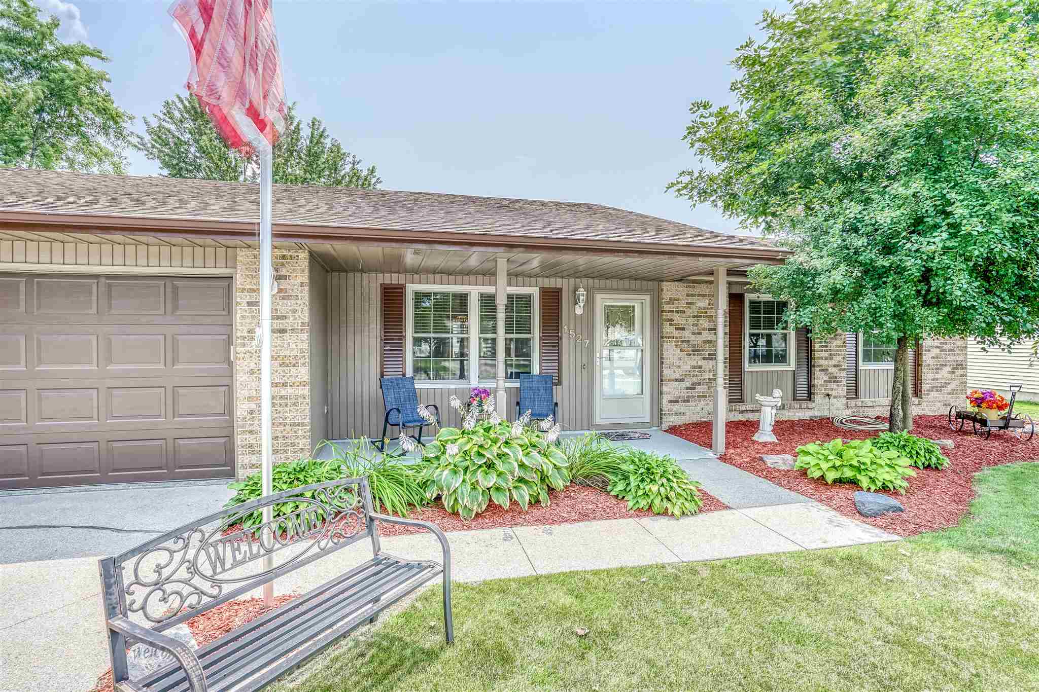 1527 Yorkshire Drive Decatur, IN 46733 - Photo 3 of 36