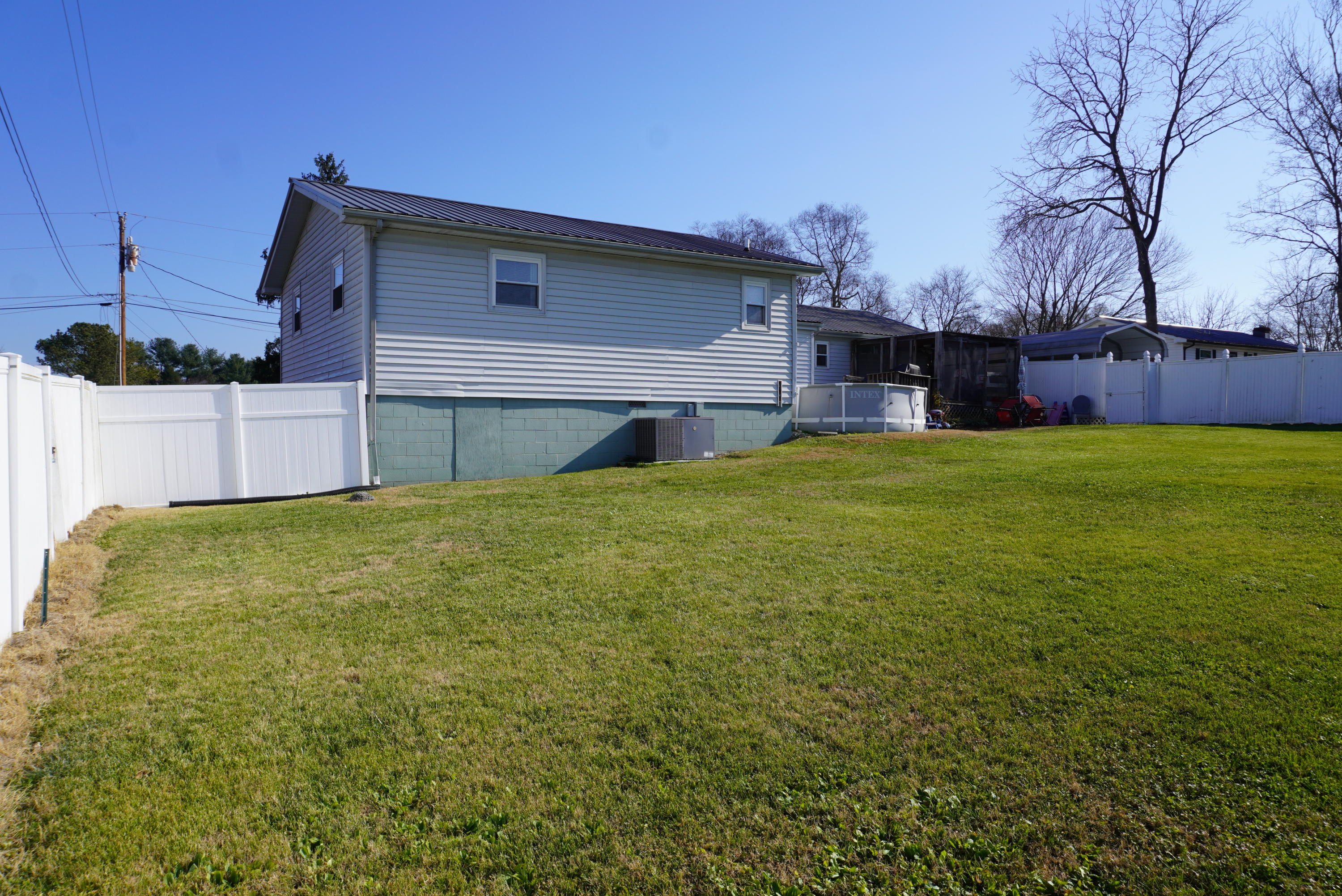 140 Ellis Street Bean Station, TN 37708 - Photo 18 of 26 ellis st - bean station (5)