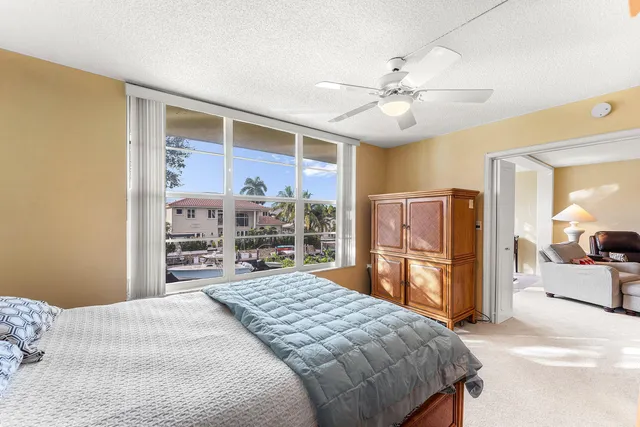 $359,000 | 3125 Northeast 48th Court, Unit 220, Lighthouse Point, FL 33064