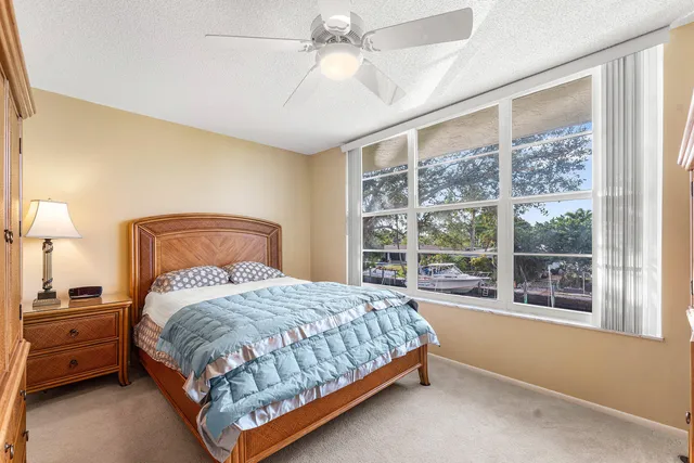 $359,000 | 3125 Northeast 48th Court, Unit 220, Lighthouse Point, FL 33064