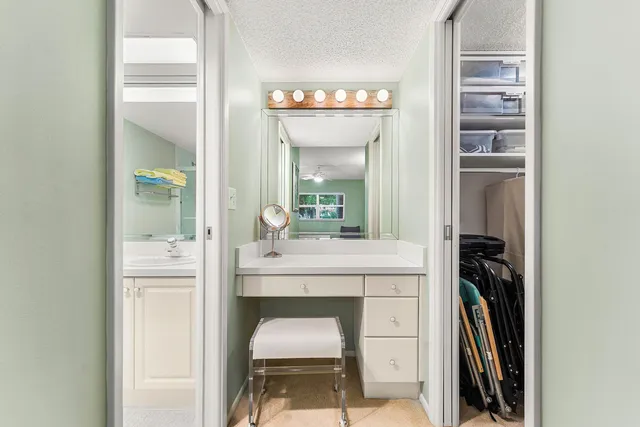 $359,000 | 3125 Northeast 48th Court, Unit 220, Lighthouse Point, FL 33064