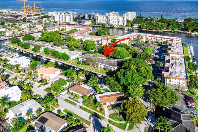 $359,000 | 3125 Northeast 48th Court, Unit 220, Lighthouse Point, FL 33064