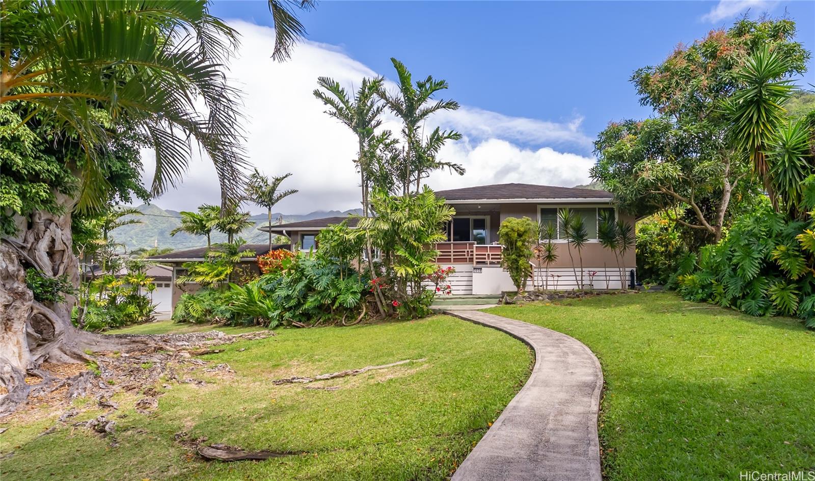 3038 Waipuna Rise, Unit RISE Honolulu, HI 96822 - Photo 1 of 1 Tropical Curb Appeal