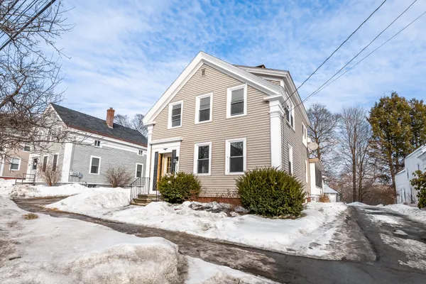 $325,000 | 229 Center Street, Bangor, ME 04401