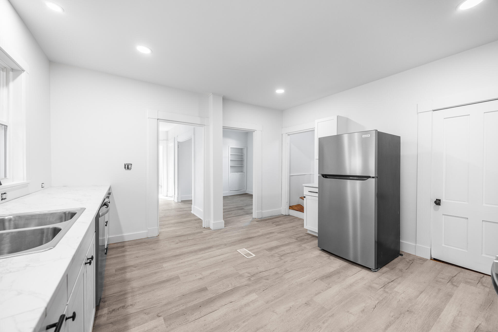 229 Center Street Bangor, ME 04401 - Photo 15 of 36 Kitchen-3