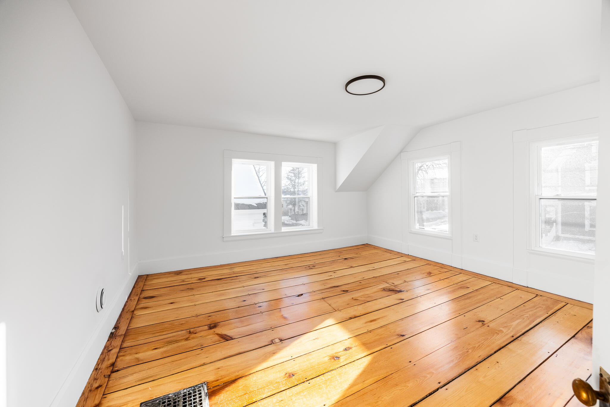 229 Center Street Bangor, ME 04401 - Photo 36 of 36 Room 5