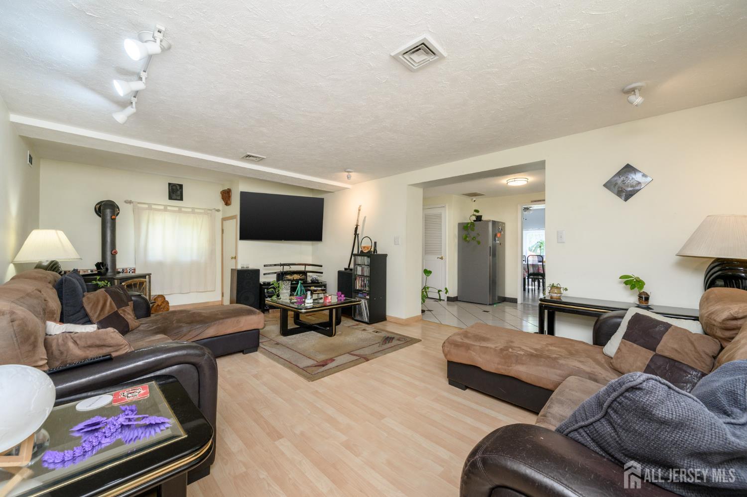 482 Stagecoach Road Millstone Township, NJ 08510 - Photo 5 of 45