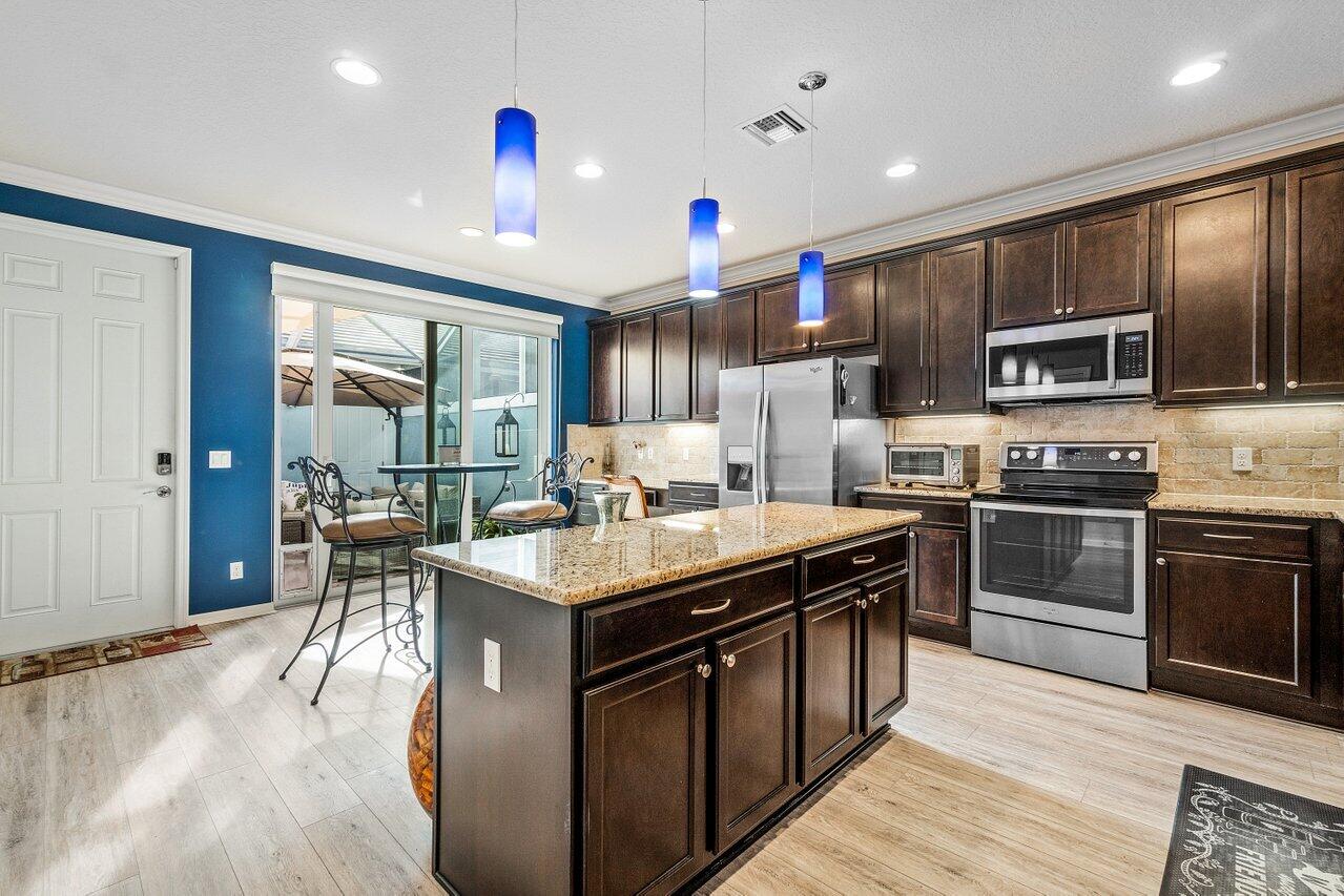 1192 Turnbridge Drive Jupiter, FL 33458 - Photo 12 of 25 Kitchen