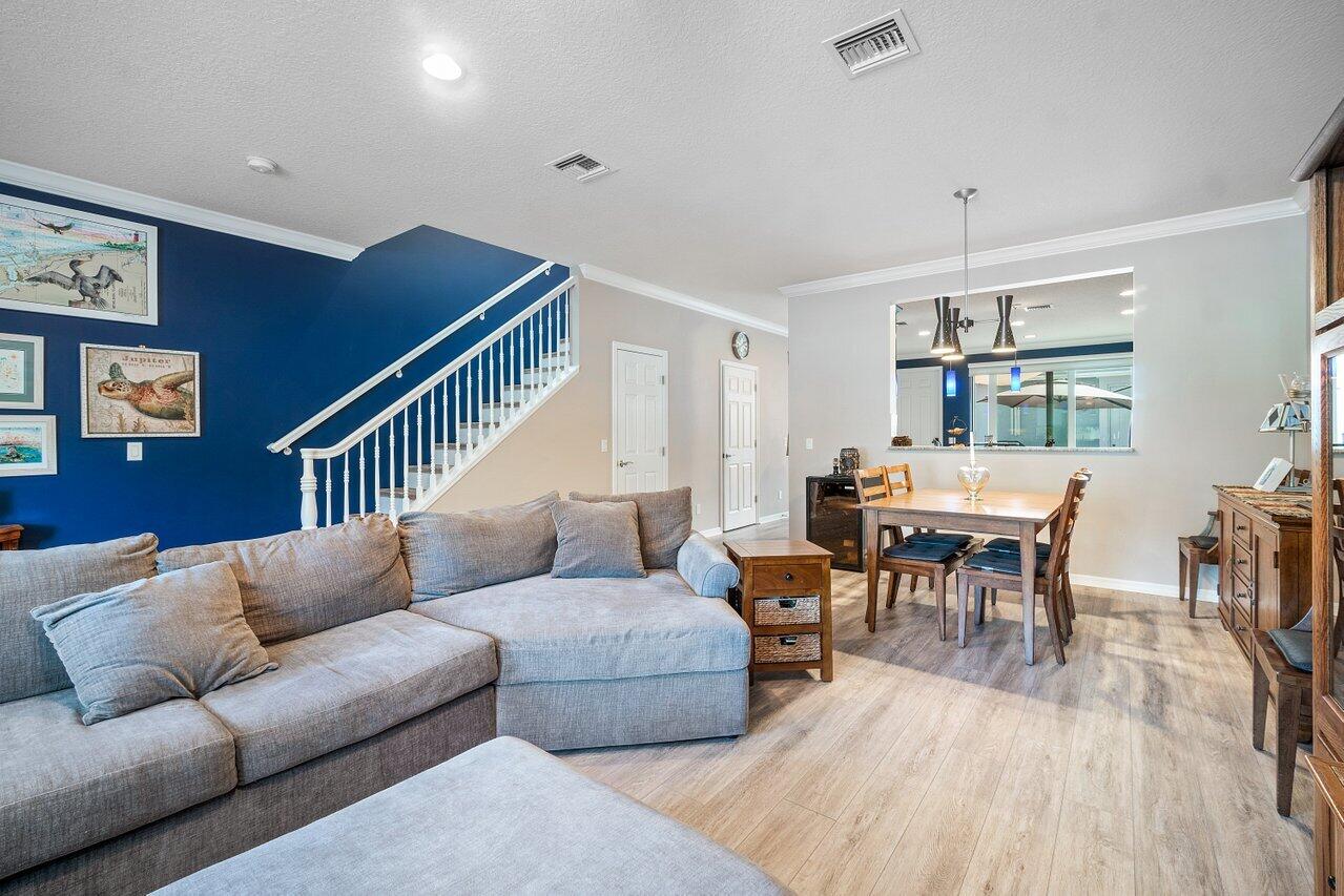 1192 Turnbridge Drive Jupiter, FL 33458 - Photo 7 of 25 Living Room