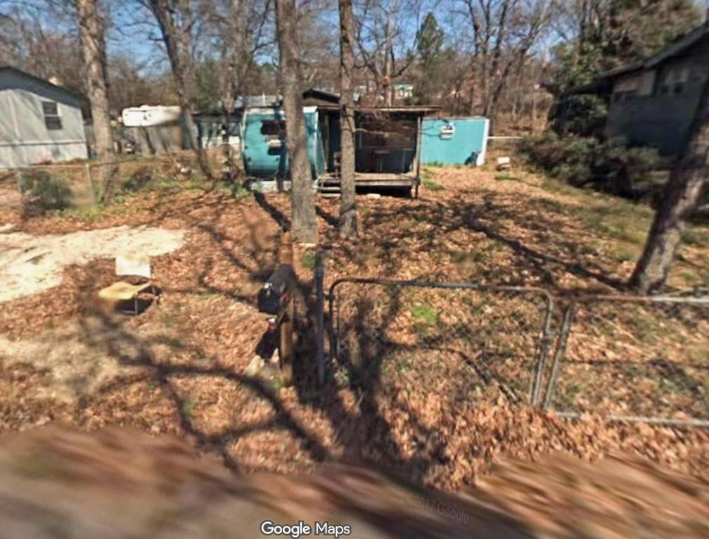 613 Turquoise Trail Tool, TX 75143 - Photo 3 of 3 a view of a outdoor space of a house