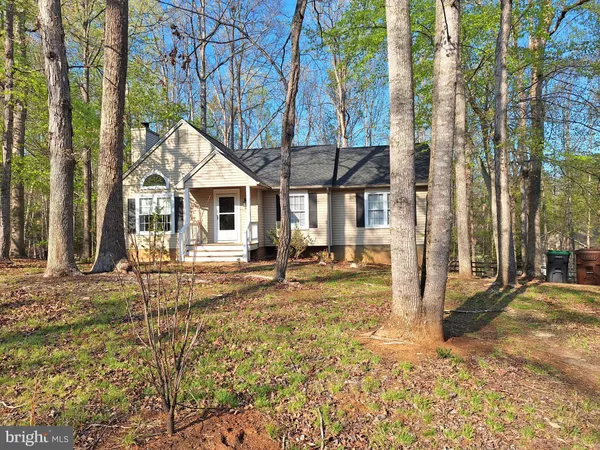 $2,550 | 12 Albano Court, Palmyra, VA 22963