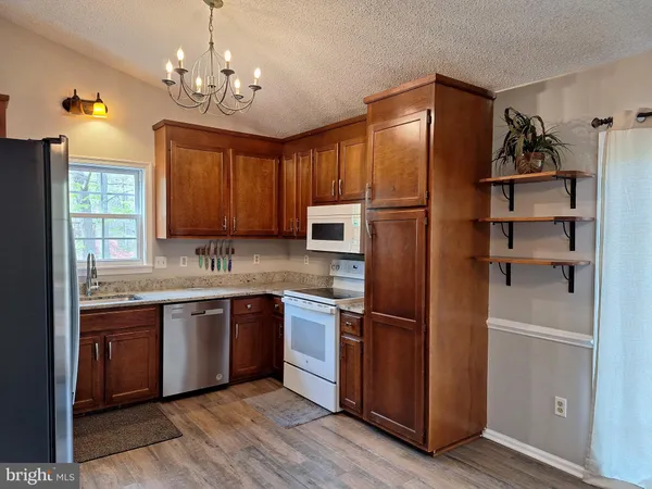 $2,550 | 12 Albano Court, Palmyra, VA 22963