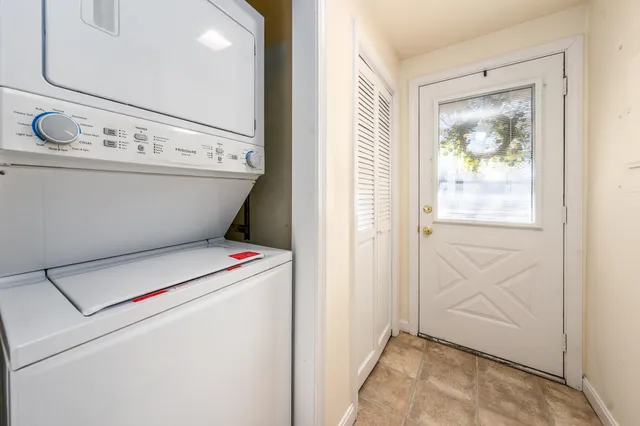 $599,900 | 39 Blossom Avenue, Unit 4, Osterville, MA 02655