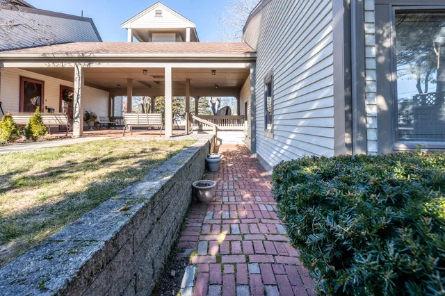 $599,900 | 39 Blossom Avenue, Unit 4, Osterville, MA 02655