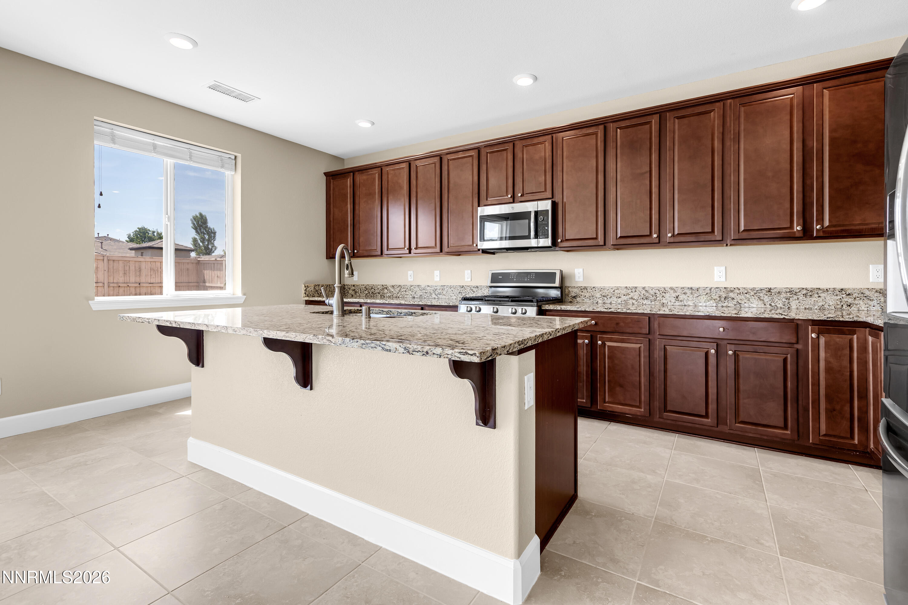 10475 Mott Court Reno, NV 89521 - Photo 7 of 44 Mott10475-010