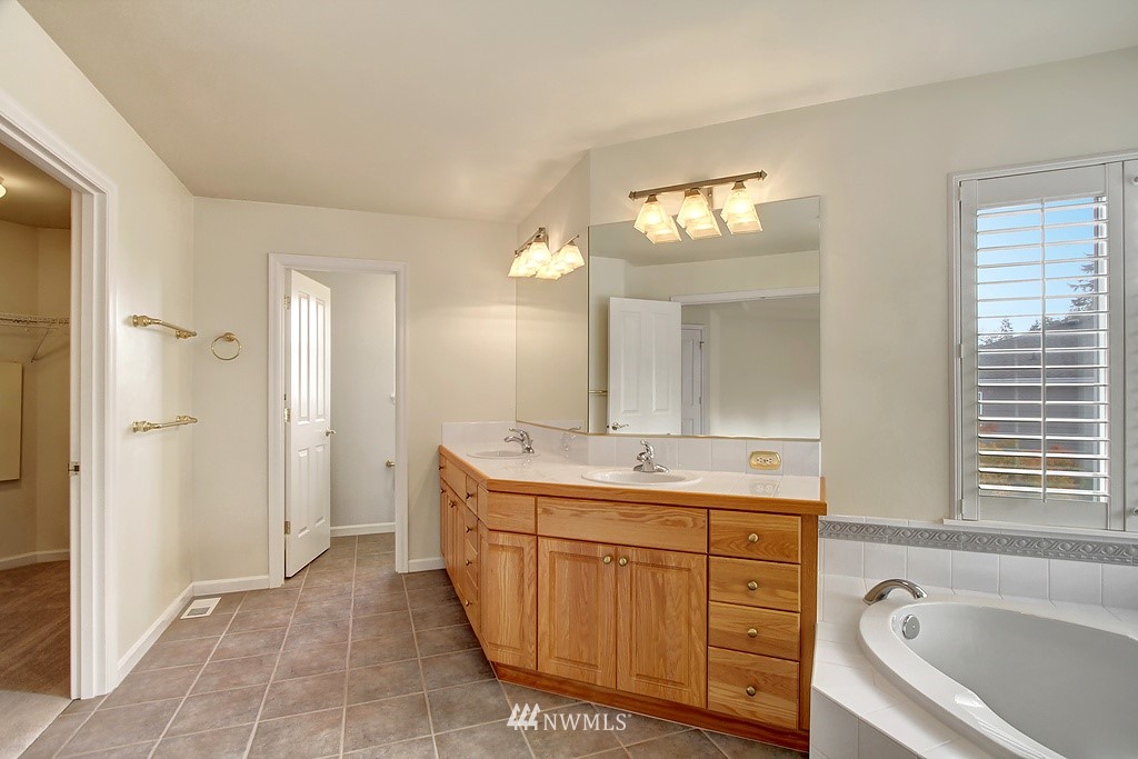 3406 174th Place Southeast Bothell, WA 98012 - Photo 16 of 25