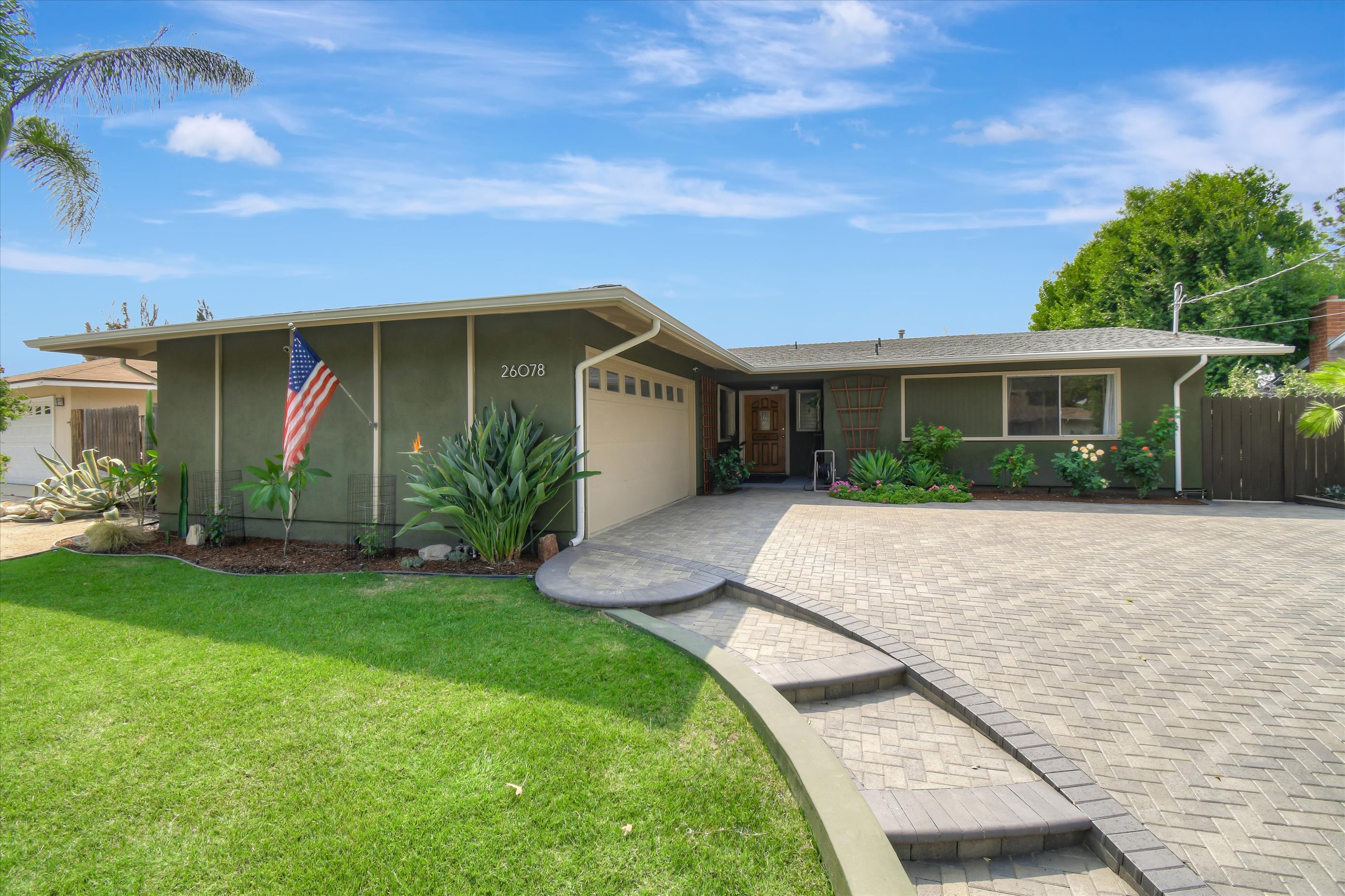 26078 Adamor Road Calabasas, CA 91302 - Photo 11 of 43 Frontyard2