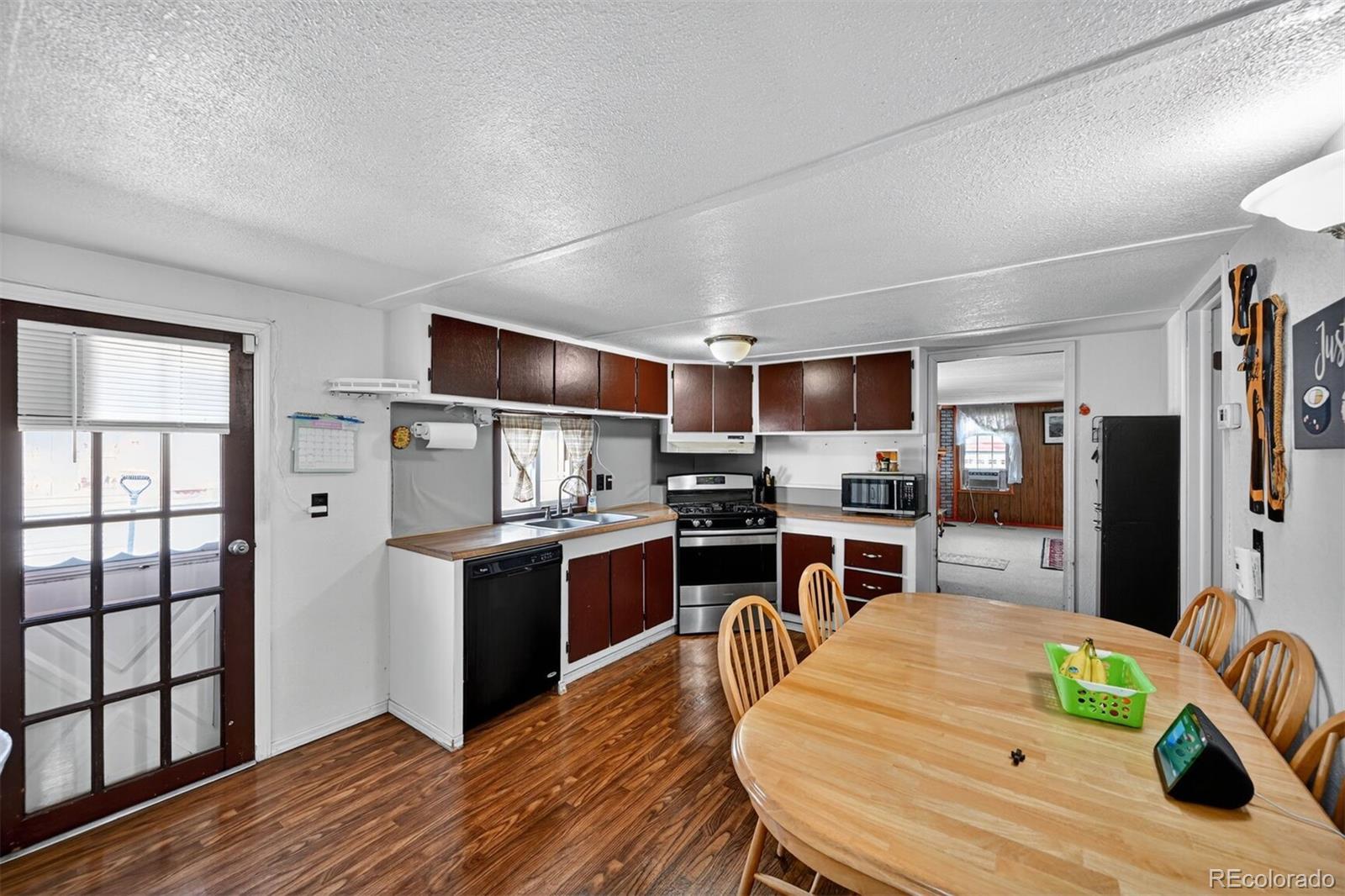 9061 Rampart Street Denver, CO 80260 - Photo 8 of 20 Gallery Image 8