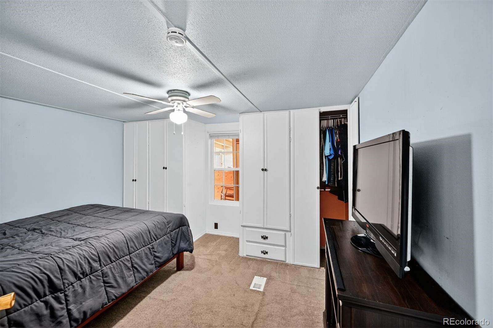 9061 Rampart Street Denver, CO 80260 - Photo 9 of 20 Gallery Image 9