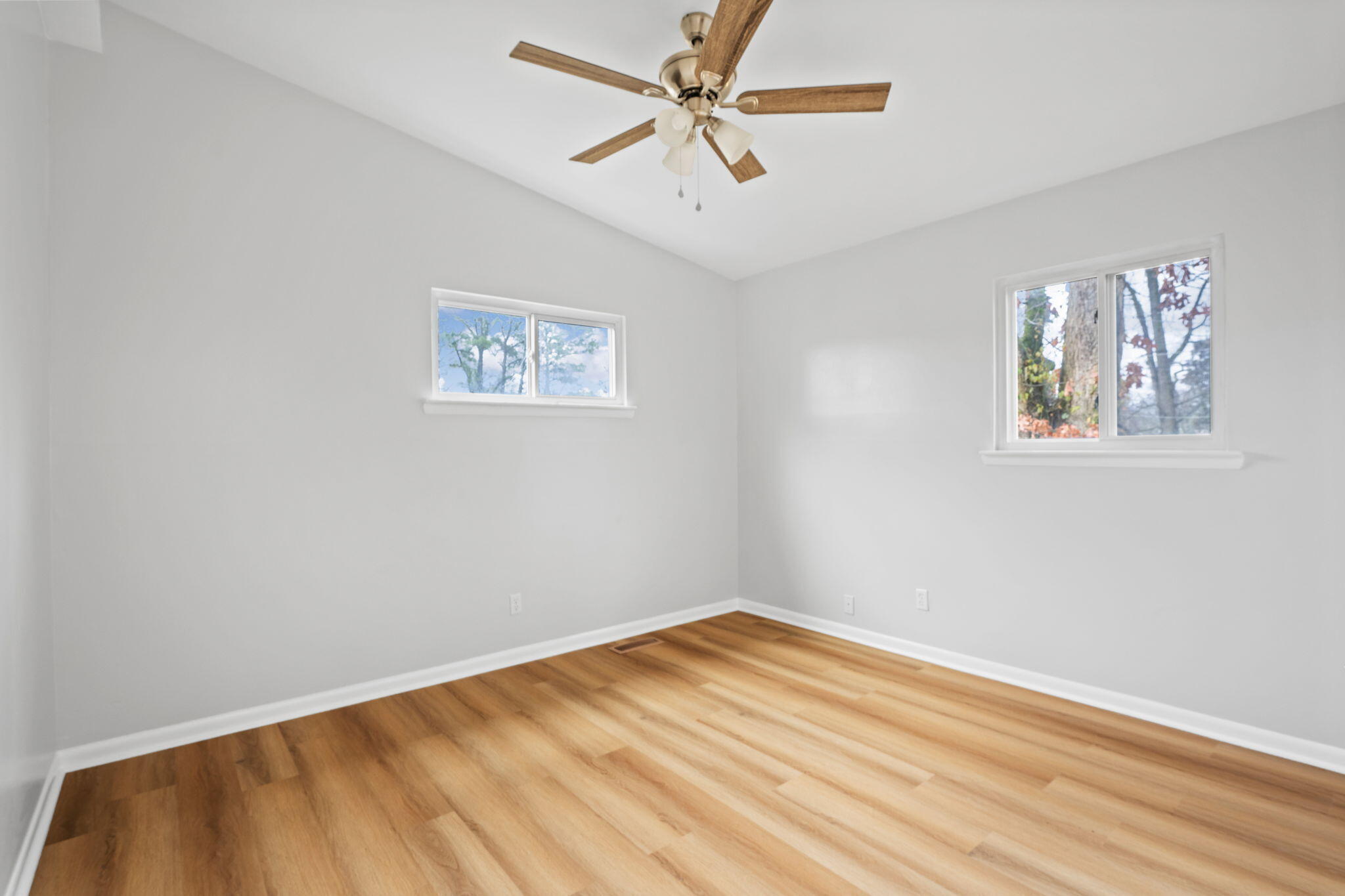 4512 Dumac Road Chattanooga, TN 37416 - Photo 11 of 23 6-web-or-mls-DSC_9926