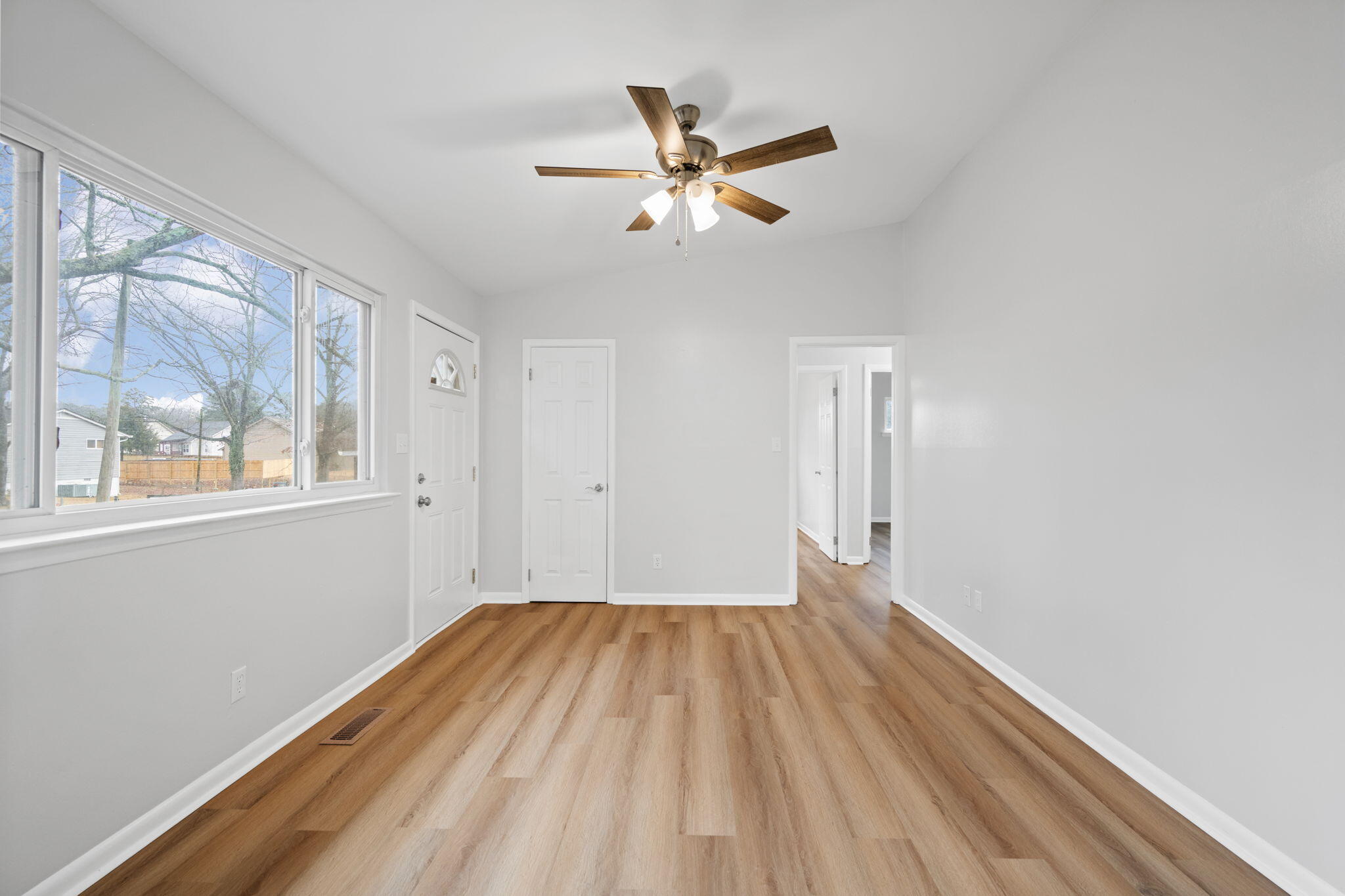 4512 Dumac Road Chattanooga, TN 37416 - Photo 8 of 23 14-web-or-mls-DSC_9950