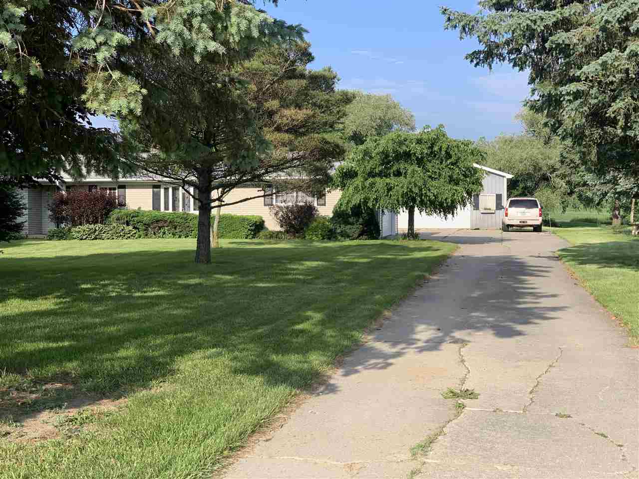 886 Riley Center Road Memphis, MI 48041 - Photo 5 of 45 50078254-4.JPG