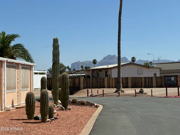 $51,900 | 53 North Mountain Road, Apache Junction, AZ 85120