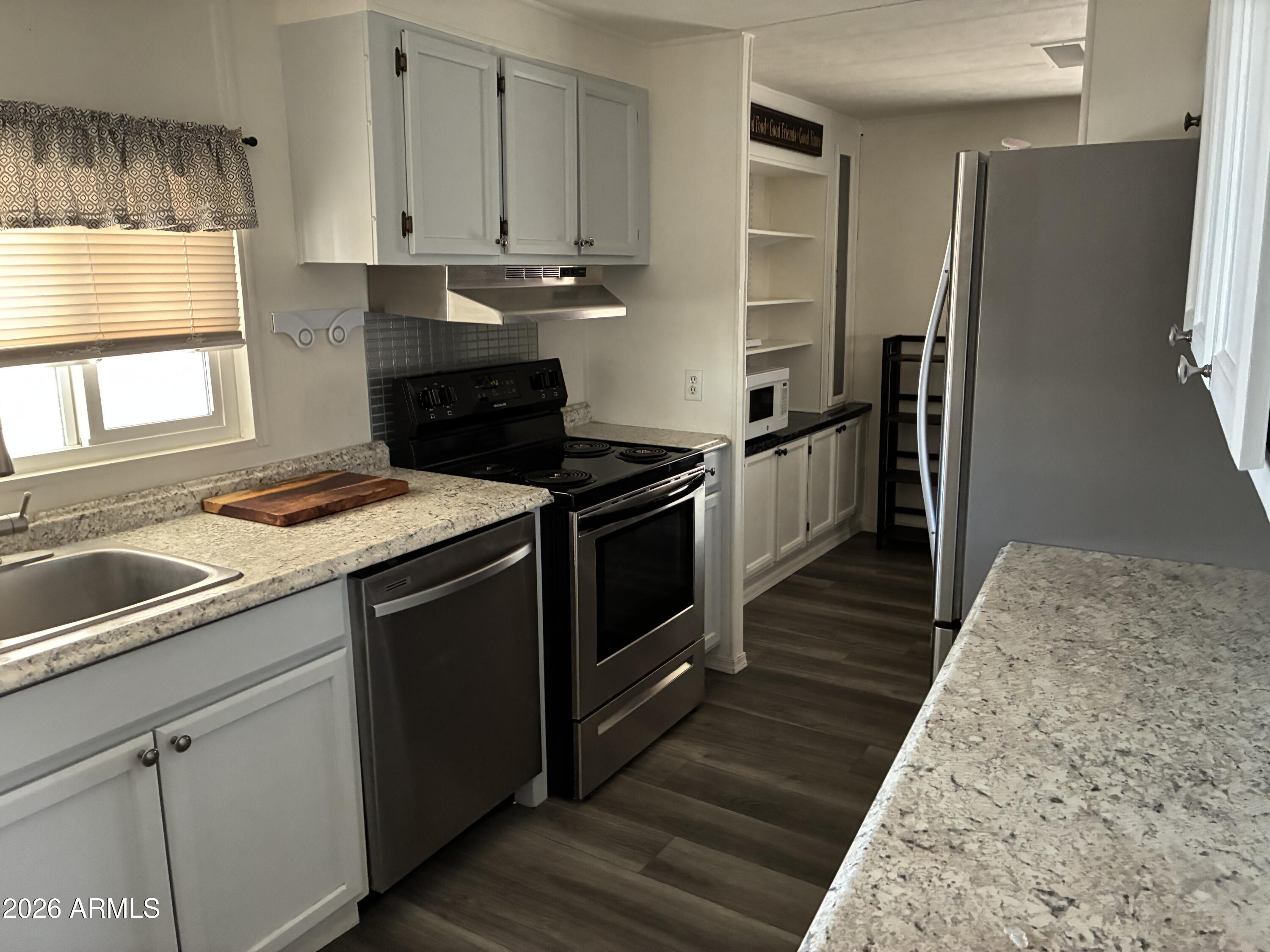 53 North Mountain Road, Unit 58 Apache Junction, AZ 85120 - Photo 8 of 35 IMG_0849