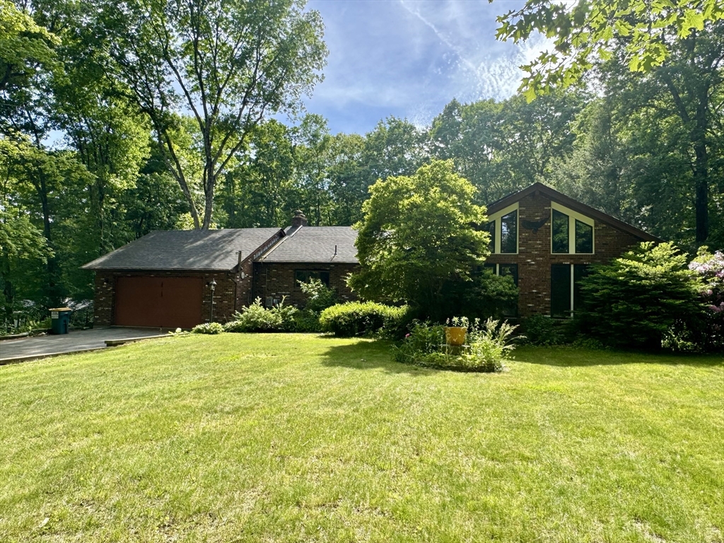 64 Number 10 Schoolhouse Road Charlton, MA 01507 - Photo 1 of 39