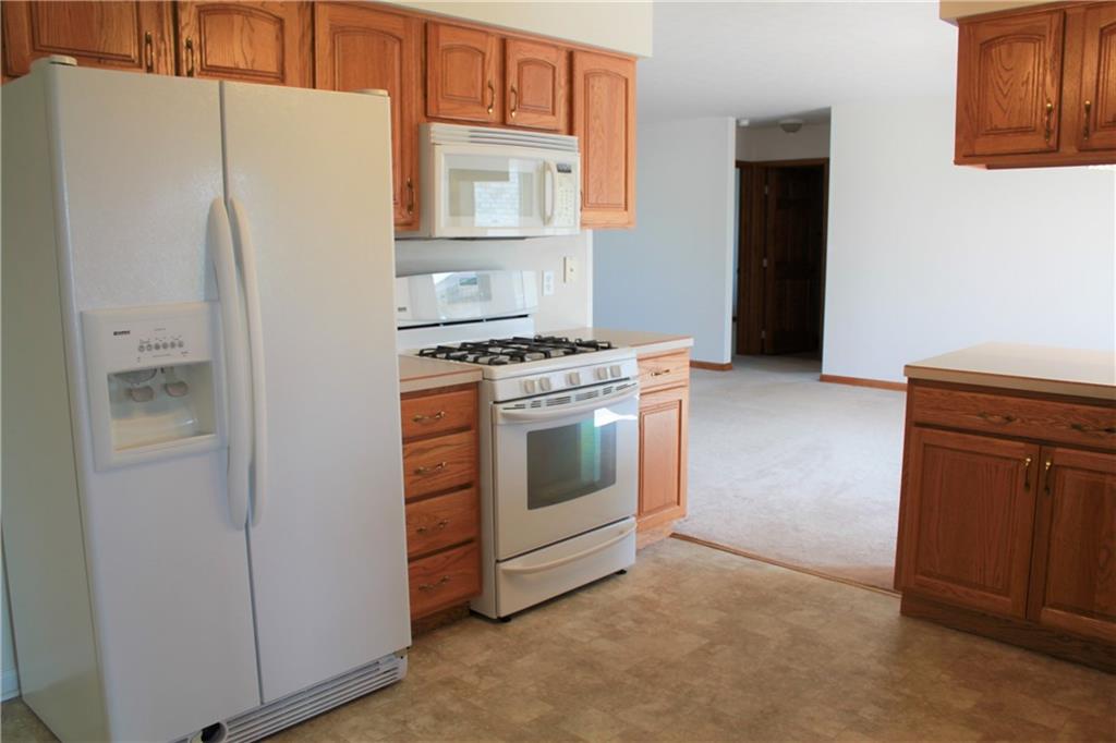 169 Warwick Way Pendleton, IN 46064 - Photo 7 of 28
