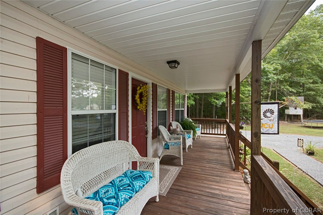 209 Hunts Road Port Haywood, VA 23138 - Photo 5 of 22