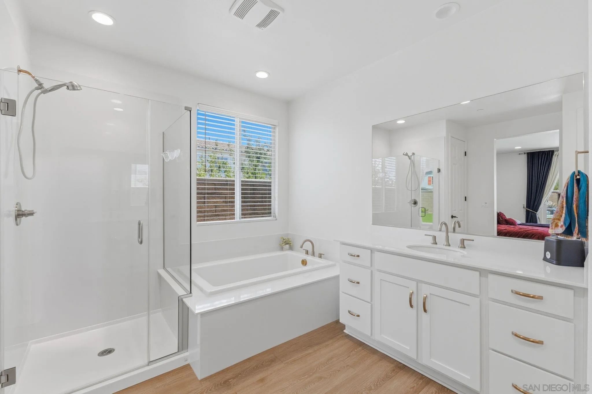 34490 Bloomberry Road Murrieta, CA 92563 - Photo 29 of 56