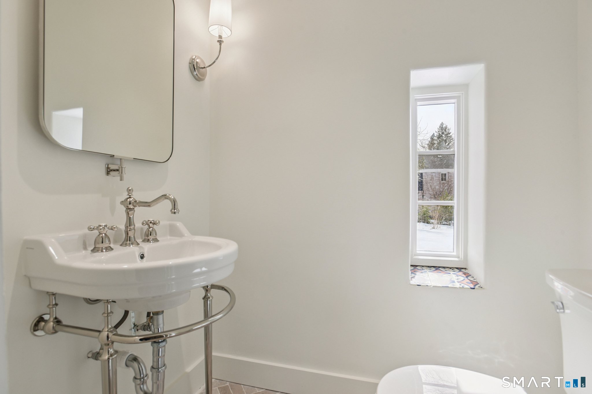 1085 Ridge Road Hamden, CT 06517 - Photo 18 of 41 Charming, private powder room