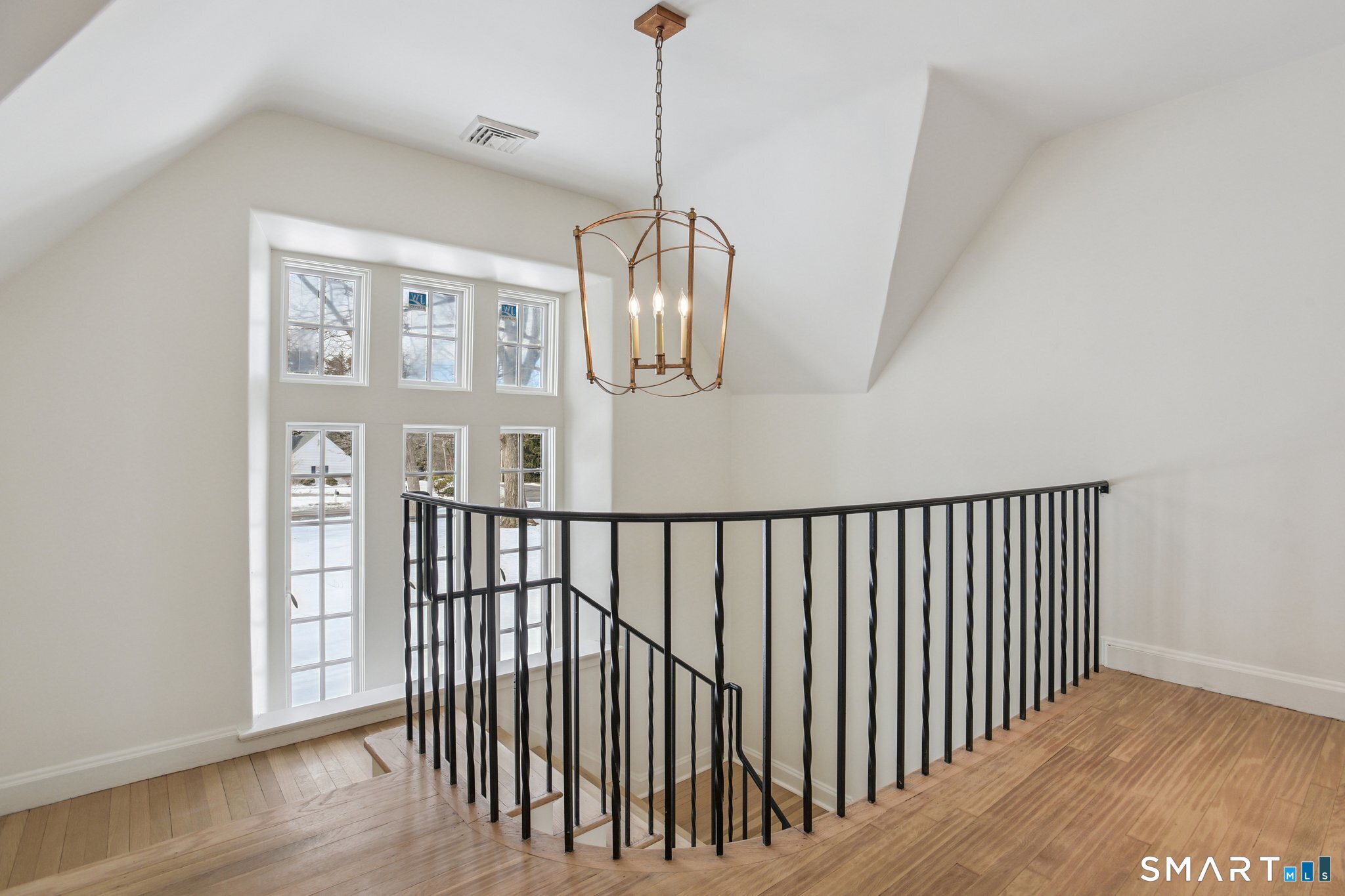 1085 Ridge Road Hamden, CT 06517 - Photo 19 of 41 Elegant stairway leads to the second floor