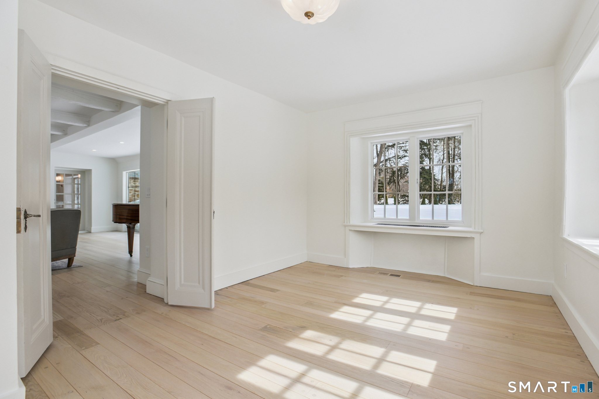 1085 Ridge Road Hamden, CT 06517 - Photo 7 of 41