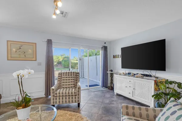 $4,000 | 4949 North Hwy A1A, Unit 45, Fort Pierce, FL 34949