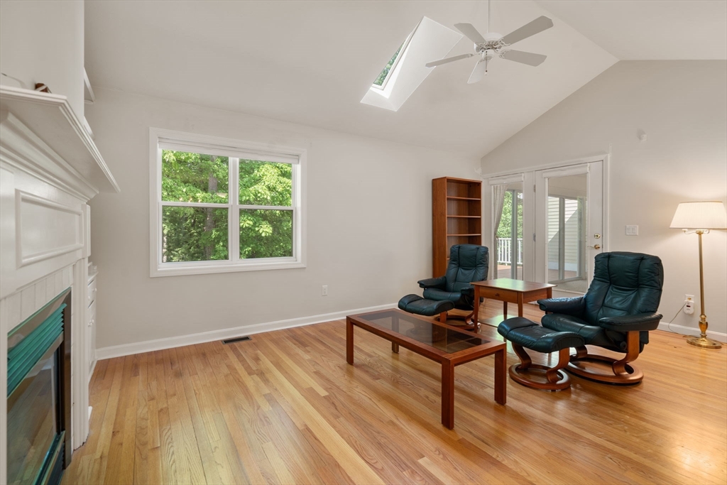 150 North Road, Unit 18 Sudbury, MA 01776 - Photo 4 of 22 Gallery Image 4