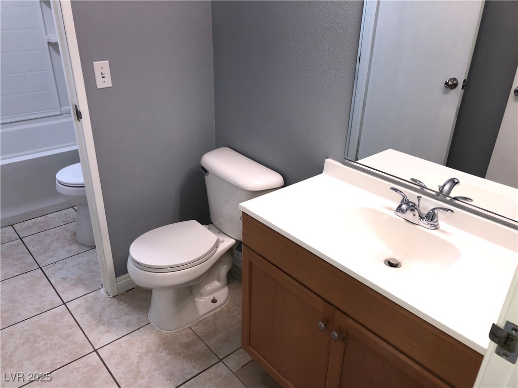 1312 East Nelson Avenue North Las Vegas, NV 89030 - Photo 13 of 26 BATHROOM 2-UNIT 1