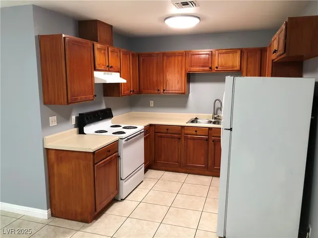 $425,000 | 1312 East Nelson Avenue, North Las Vegas, NV 89030