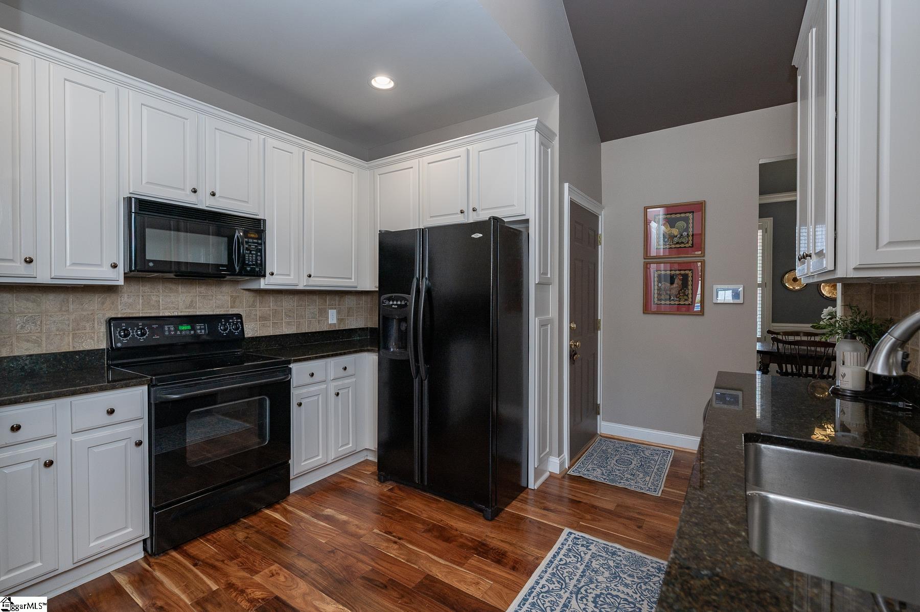 409 Wennington Place Greer, SC 29651 - Photo 7 of 31