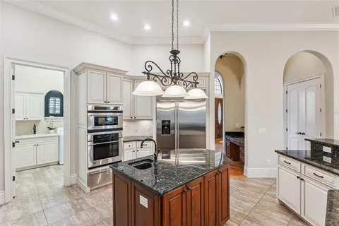 $1,895,000 | 2008 Center Drive, Casselberry, FL 32707