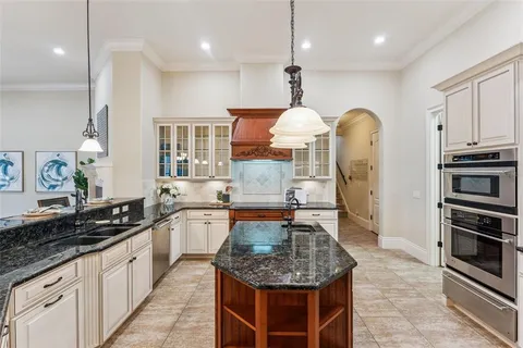 $1,895,000 | 2008 Center Drive, Casselberry, FL 32707