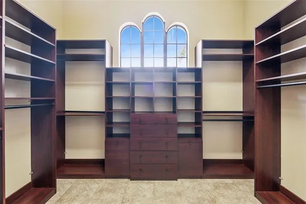 $1,695,000 | 2008 Center Drive, Casselberry, FL 32707