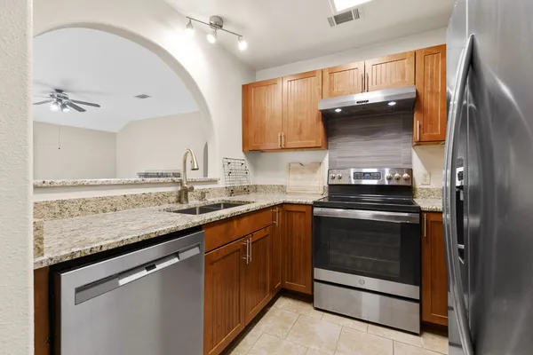 $1,950 | 2630 Gwendolyn Lane, Unit A, Austin, TX 78748