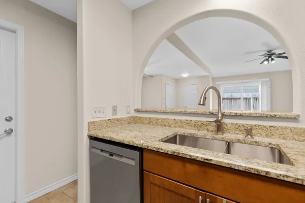 $1,950 | 2630 Gwendolyn Lane, Unit A, Austin, TX 78748