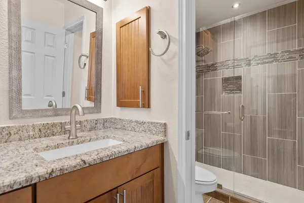 $1,950 | 2630 Gwendolyn Lane, Unit A, Austin, TX 78748