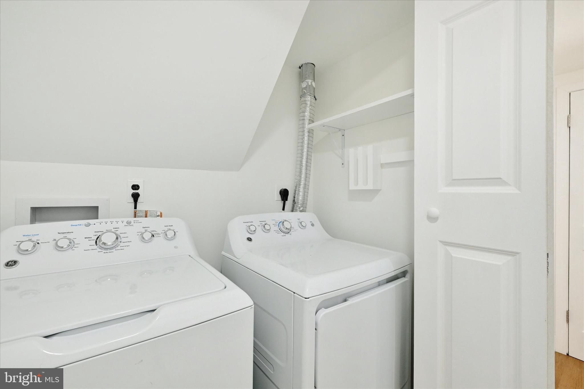 102 Maple Road Stevensville, MD 21666 - Photo 14 of 43 a utility room with dryer and washer