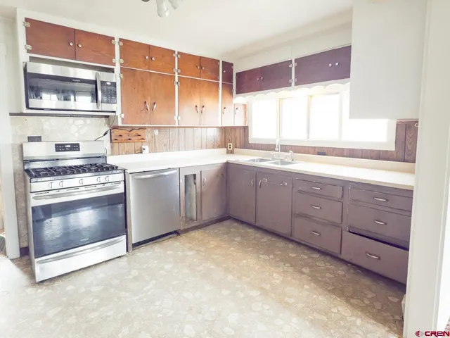 $420,000 | 319 East 1st Street, Mancos, CO 81328